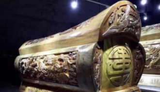 Kinh hoàng phát hiện "ngôi mộ giết người" lớn nhất chứa tới 80 thi thể