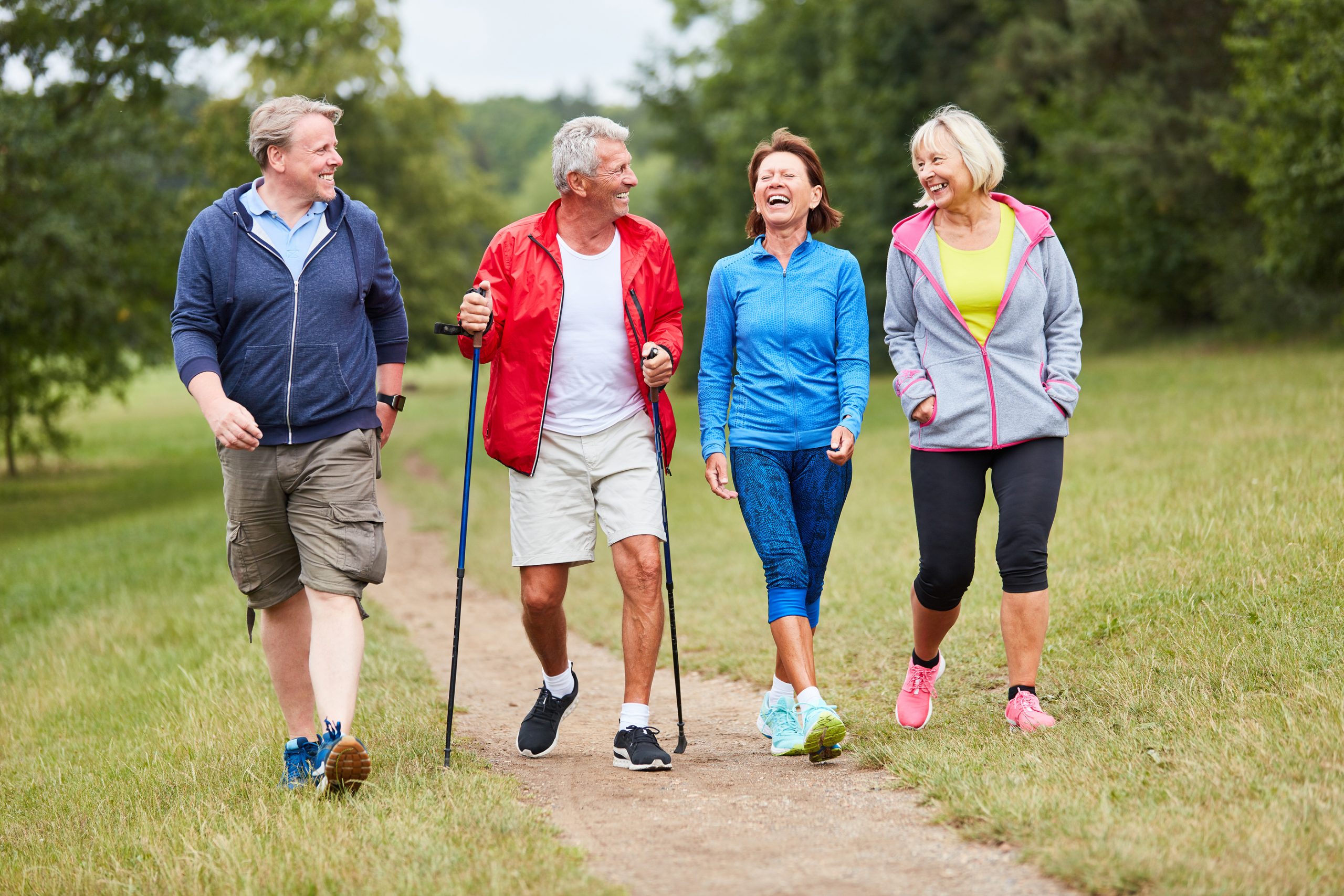 Vận động đúng cách giúp người già khỏe mạnh và kéo dài tuổi thọ hơn