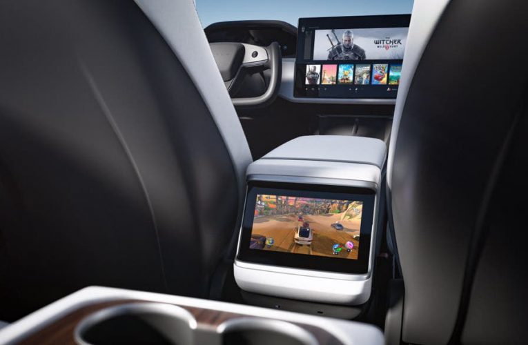 Tesla Model S xe điện thế hệ mới – Tự lái tích hợp khả năng chơi game