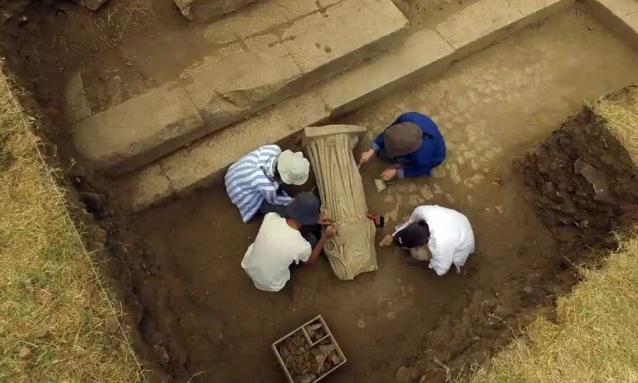 Tượng cẩm thạch 1.800 năm tuổi
